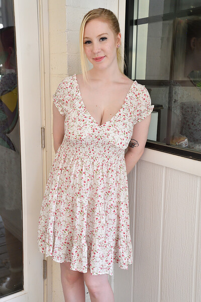 Gigi in Pink Spreads from Ftv Girls