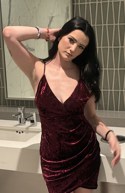 Mercedes in Busty Mall Chick from Ftv Girls