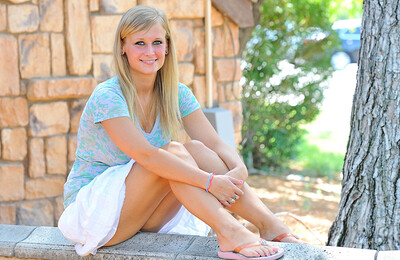 Alice in DD's In Public from Ftv Girls
